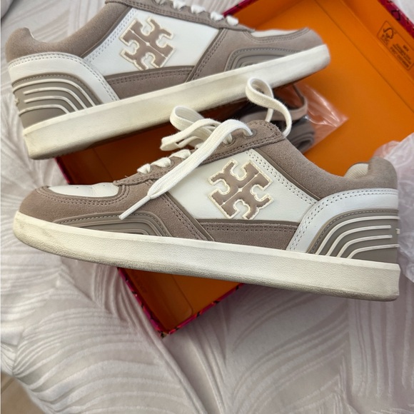 Tory Burch Clover Court Sneakers - Picture 3 of 8